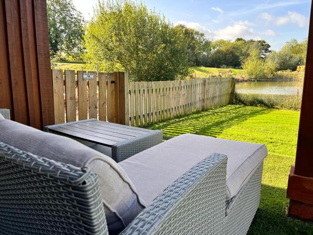Mill Stream Retreat Villa Legbourne Exterior photo